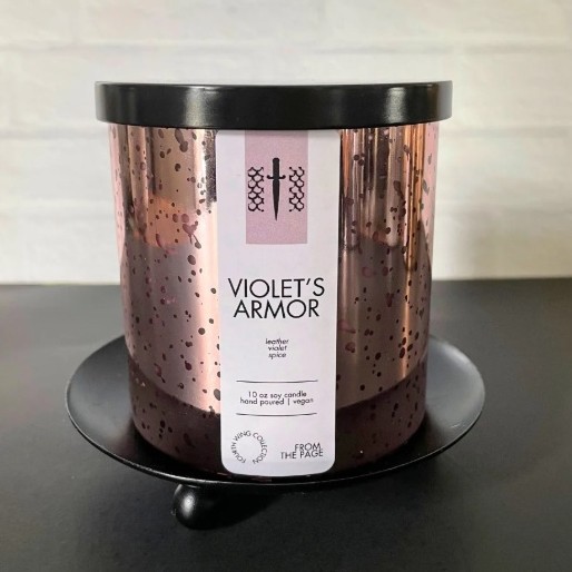 Violet's Armor Fourth Wing candle inspired by Violet Sorrengail's dragon-scale armor